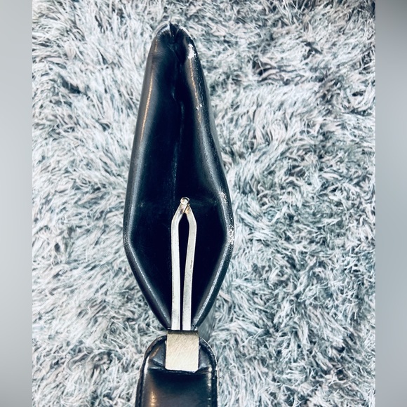 LOEWE GENUINE LEATHER ANTIQUE HANDBAG MADE IN SPAIN - Picture 4 of 16